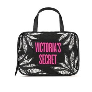 VICTORIA'S SECRET Graphic Blooms Jetsetter Travel